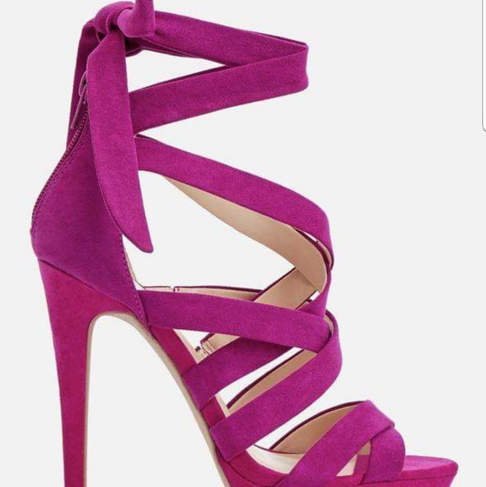 Just Fab pumps